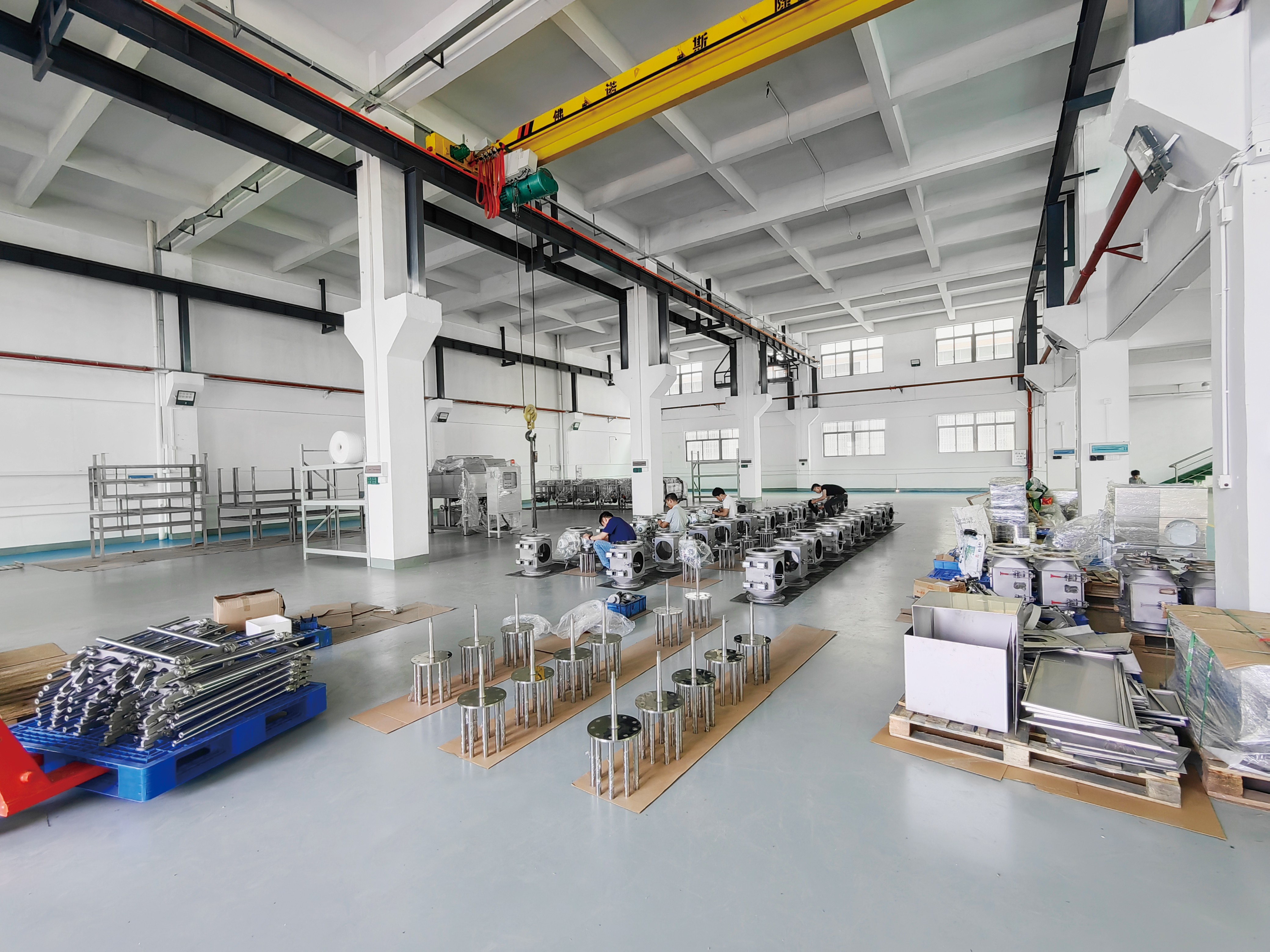 Peralatan Penghilang Besi di Keramik